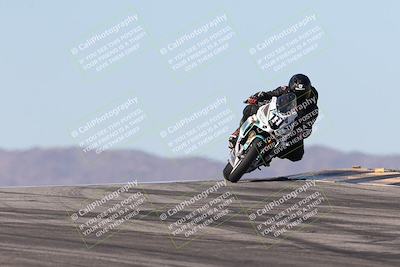 media/Dec-07-2025-CVMA (Sun) [[3e7d2de5dc]]/Race 7-Formula Lightweight Twins Shootout/